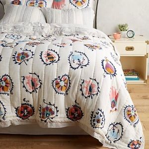 Queen Size Jovana Anthropologie Quilt